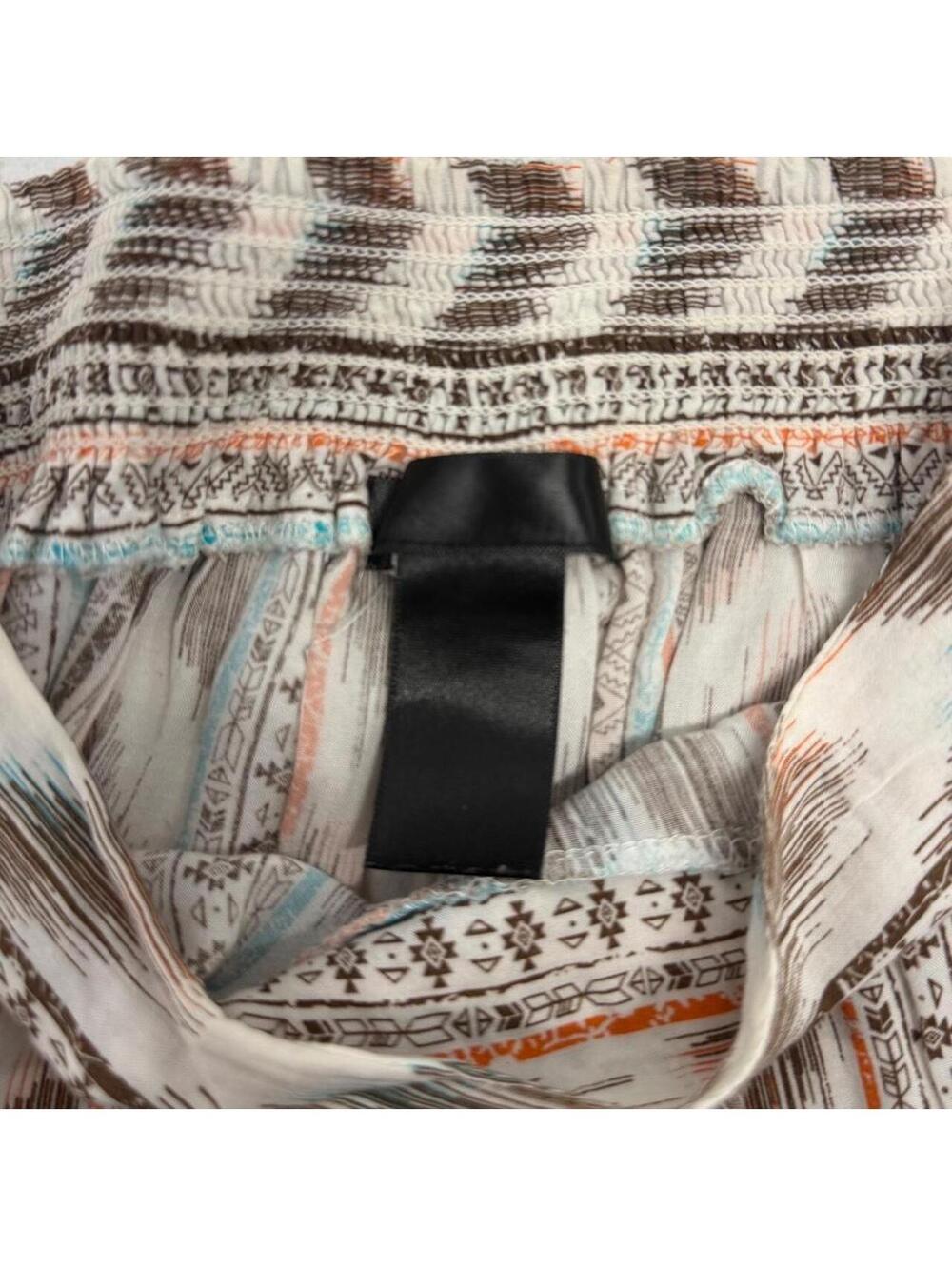 Patterned Flowy Pants - Picture 3 of 4